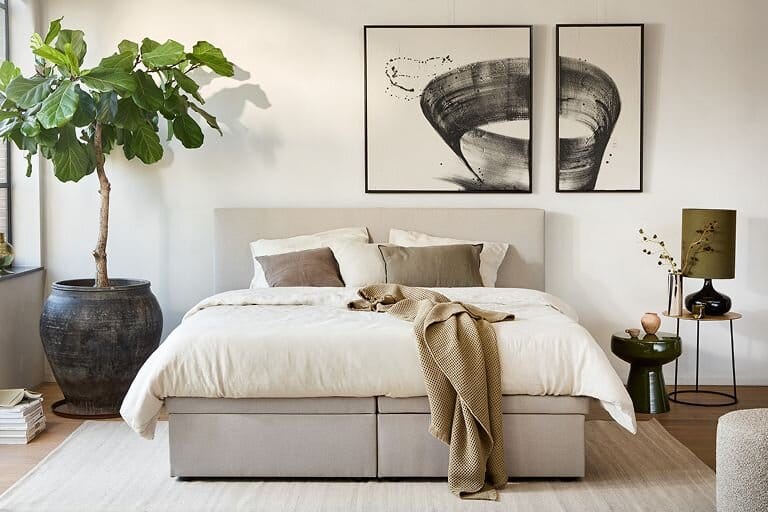Bed met opbergruimte